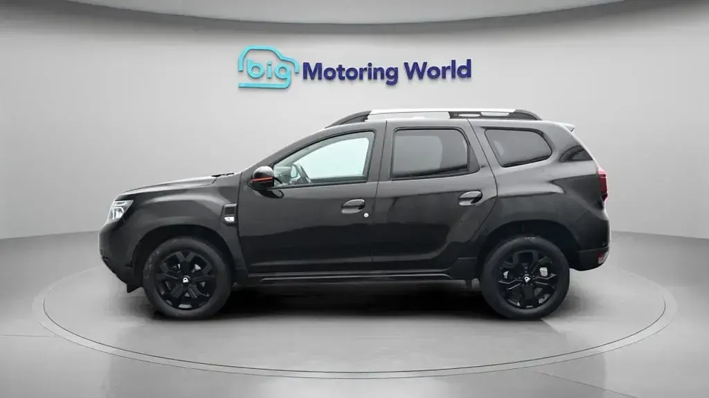 Used Dacia Duster Extreme 150 HP (110 kW) 2022 Black SUV