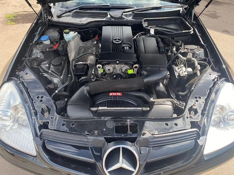 Used Mercedes SLK200 161 HP (118 kW) 2007 Black Cabriolet