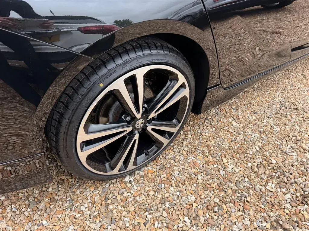 Used Vauxhall Insignia SRi 170 HP (125 kW) 2018 Black Hatchback
