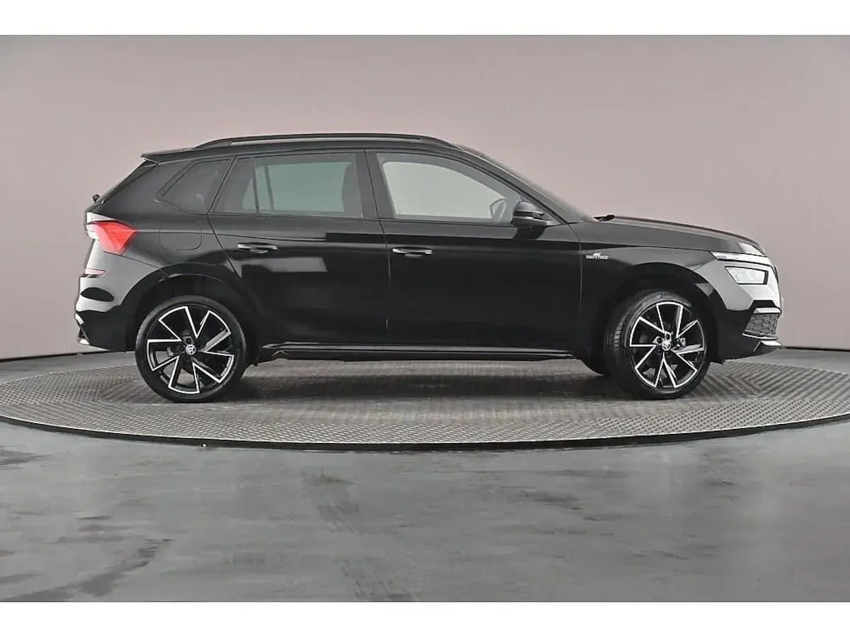 Used Skoda 110 R Monte Carlo 81 HP (59 kW) 2023 Black magic pearl effect Estate