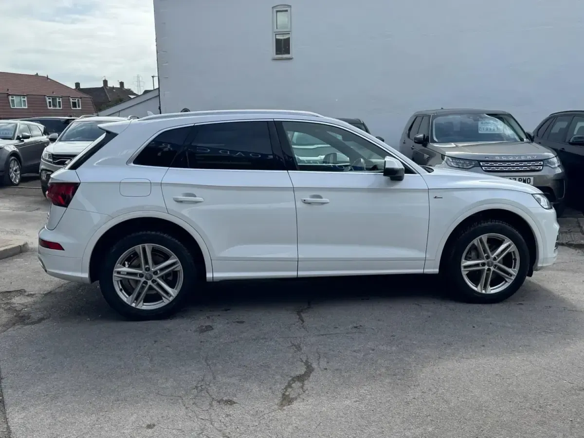 Używany Audi Q5 S-Line 2020 Biały SUV