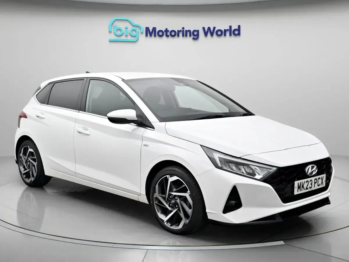 Used Hyundai i20 Premium 101 HP (74 kW) 2023 Hatchback