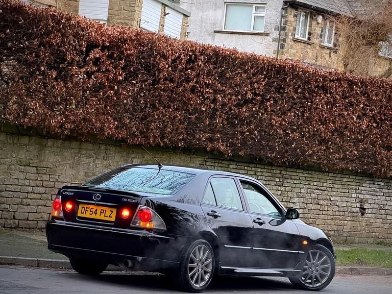Used Lexus IS200 2005 Black Sedan