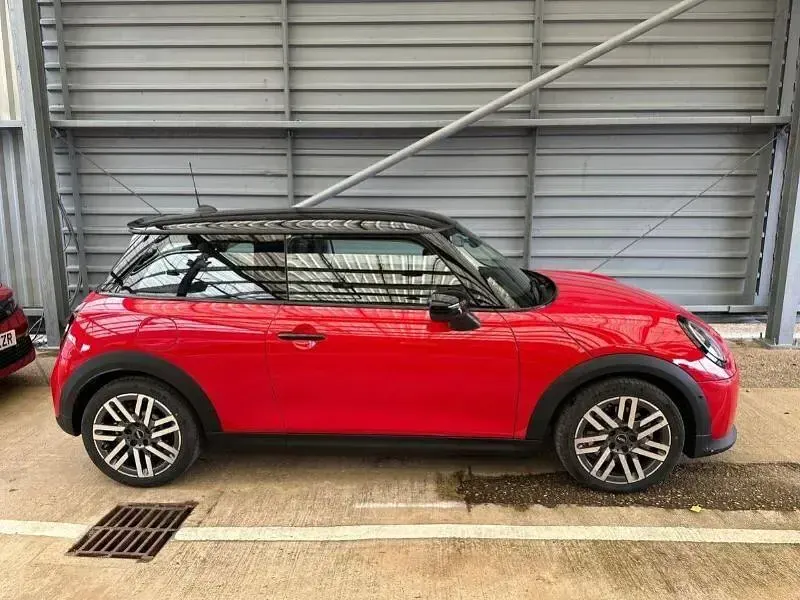 New Mini Cooper S Hatch 201 HP (147 kW) 2026 Red Hatchback