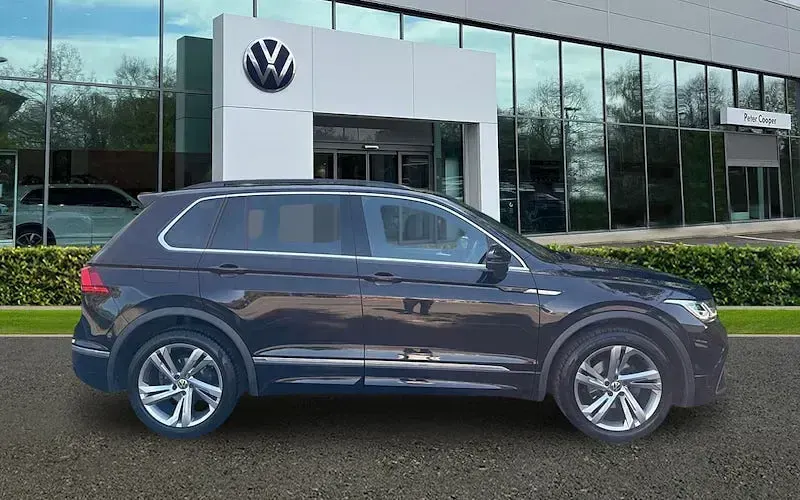 Used VW Tiguan R-line Edition 150 HP (110 kW) 2023 Black SUV