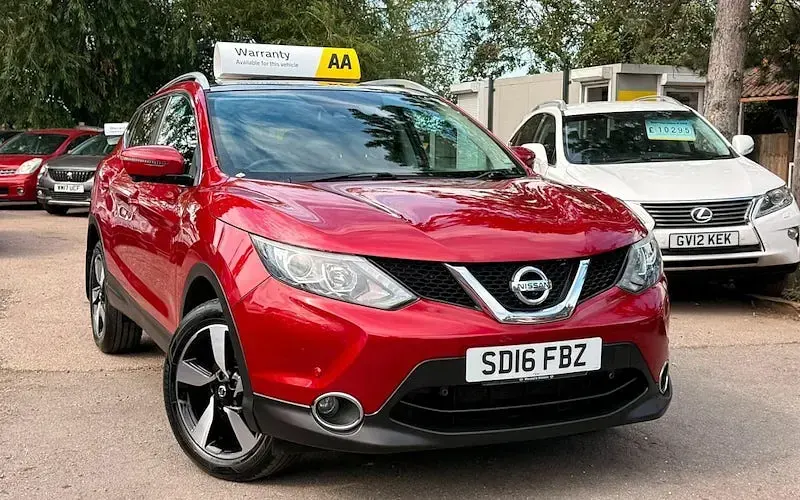 Used Nissan Qashqai N-Connecta 116 HP (85 kW) 2016 SUV