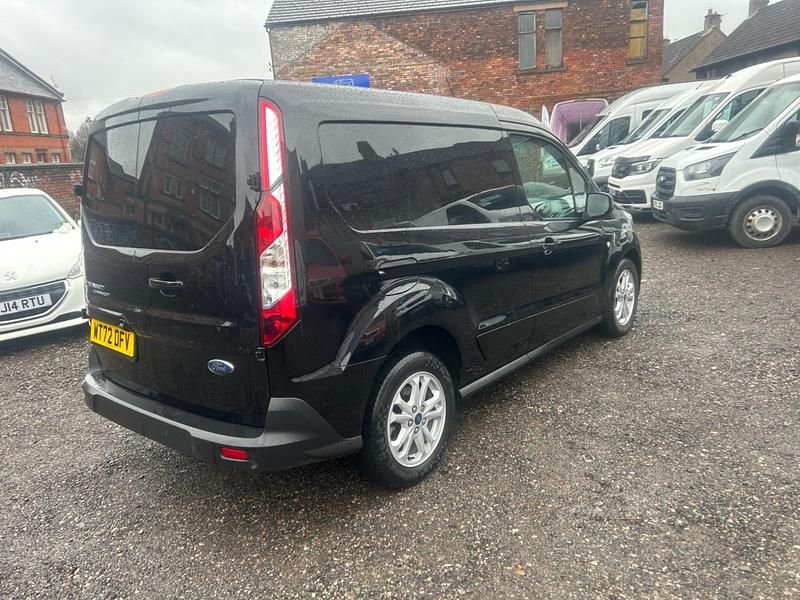 Używany Ford Transit Connect Limited 120 KM (88 kW) 2022 Czarny Minivan