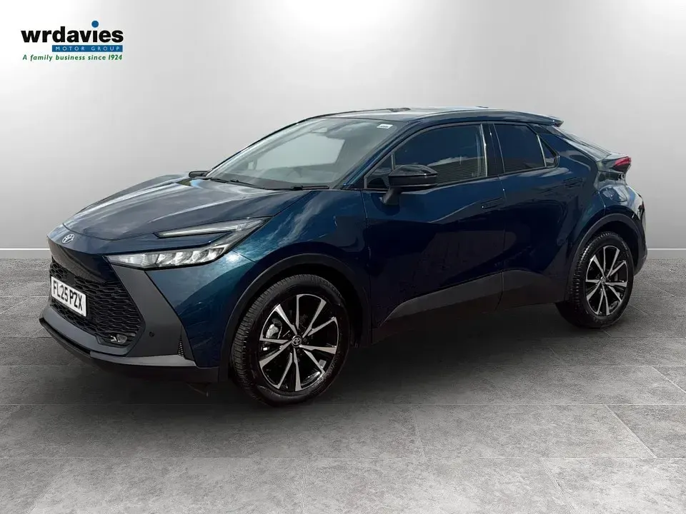 Used Toyota C-HR Design 140 HP (102 kW) 2025 Midnight teal SUV