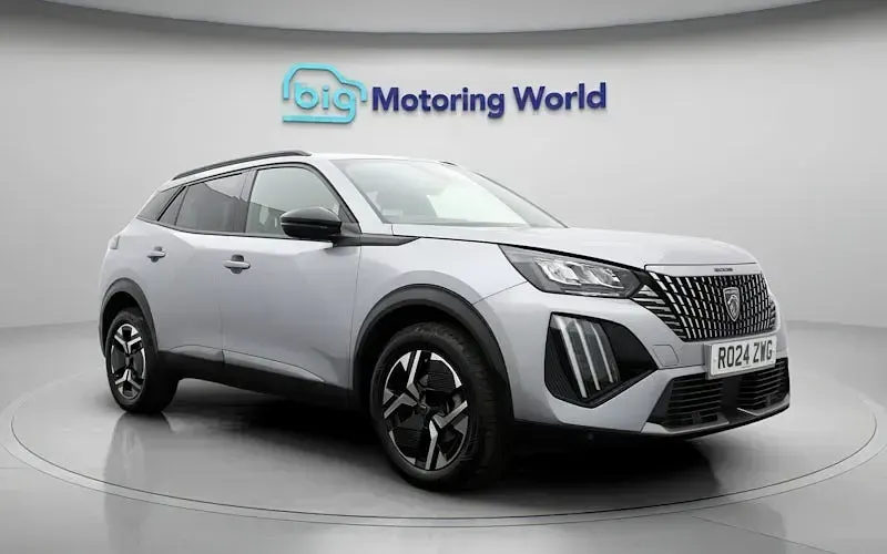 Used Peugeot 2008 Allure 131 HP (96 kW) 2024 Grey SUV