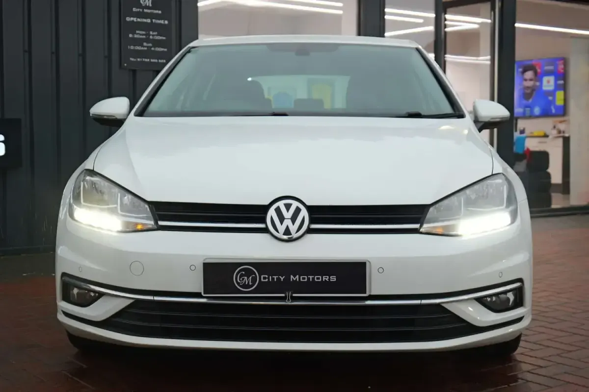 Second-hand VW Golf VII GT 150 CP (110 kW) 2017 Alb Hatchback