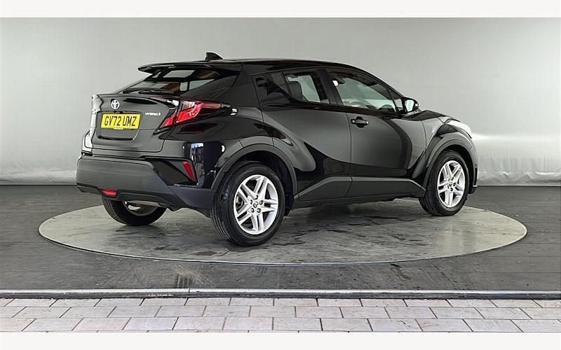 Used Toyota C-HR 122 HP (89 kW) 2023 SUV