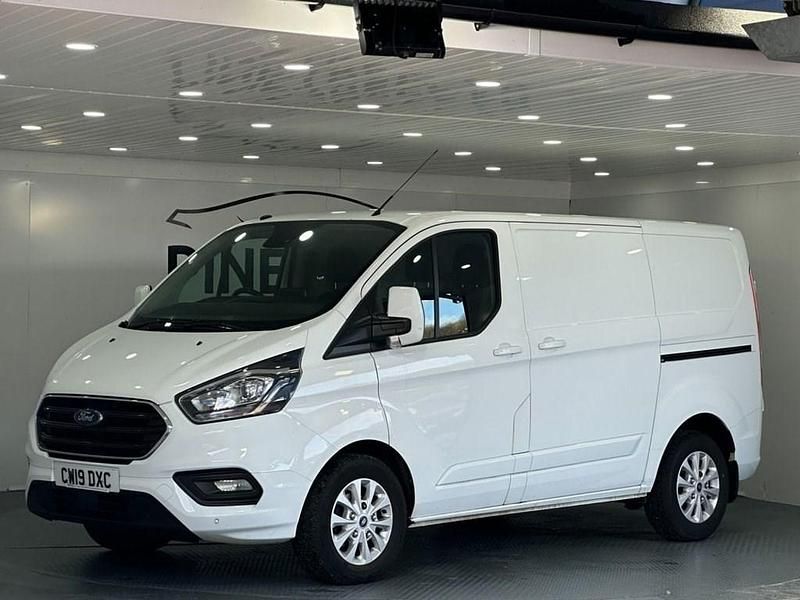 Used Ford Transit Custom Limited 130 HP (95 kW) 2019 White Van