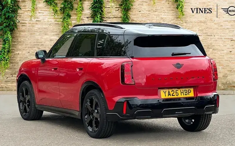 Used Mini Countryman Sport 170 HP (125 kW) 2025 Red SUV