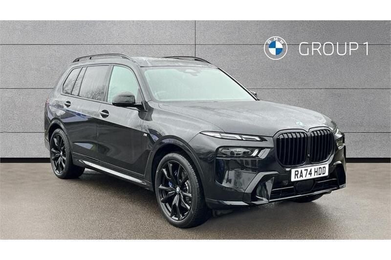 Black sapphire metallic paint Used 2025 BMW X7 M Sport SUV | £74,995 (Good price) - Image 1/4