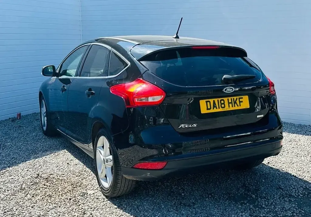 Usado Ford Focus Zetec 2018 Preto Citadino