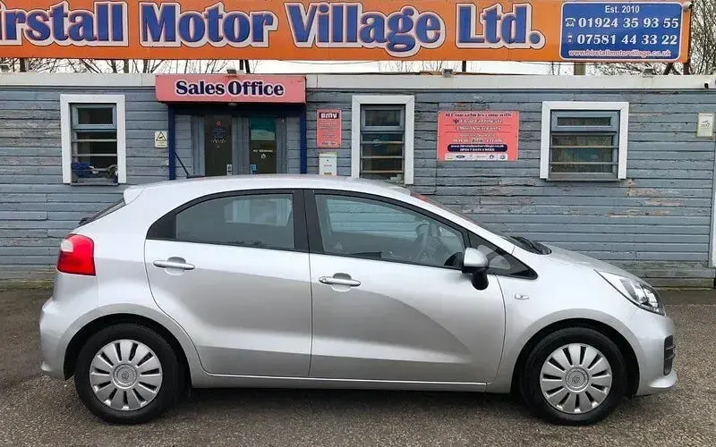 Used Kia Rio 86 HP (63 kW) 2016 Hatchback