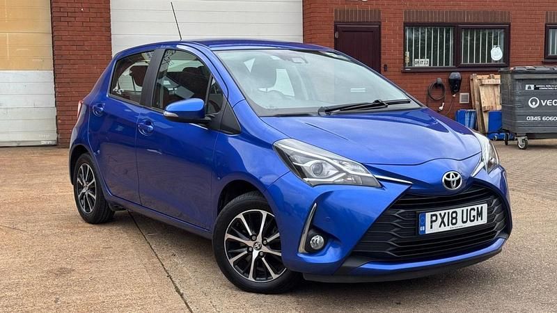 Used Toyota Yaris 2018 Blue Hatchback