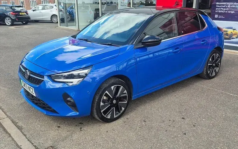 Usado Vauxhall Corsa-e Elite 100 kW (136 HP) 2022 Azul Citadino
