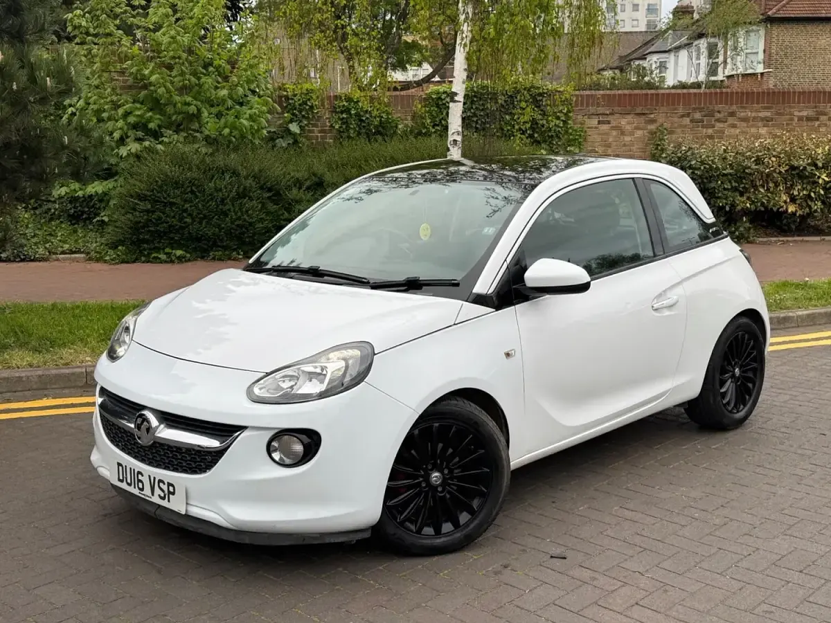 Used Vauxhall Adam Glam 2016 White Hatchback