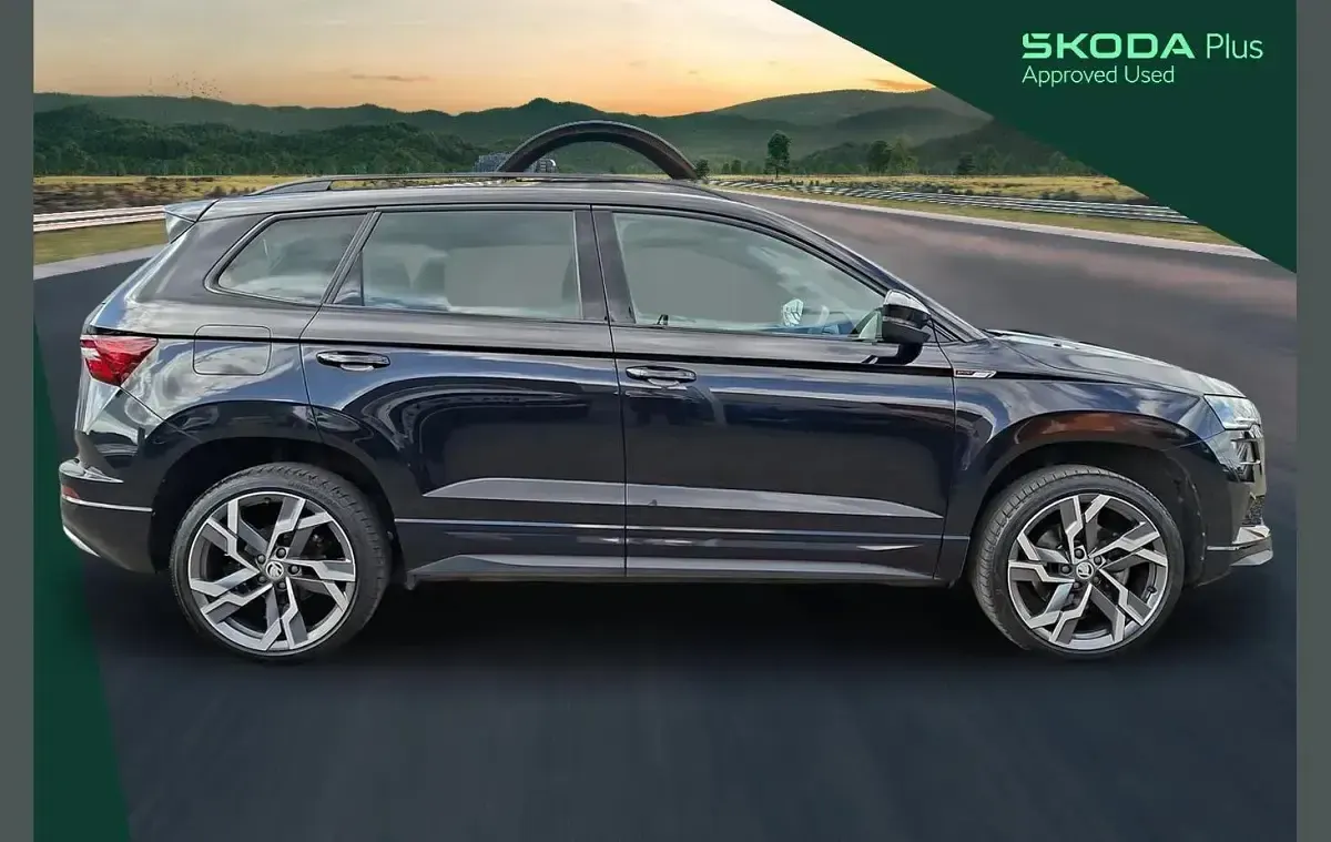Used Skoda Karoq SportLine 150 HP (110 kW) 2024 Black magic pearl effect SUV