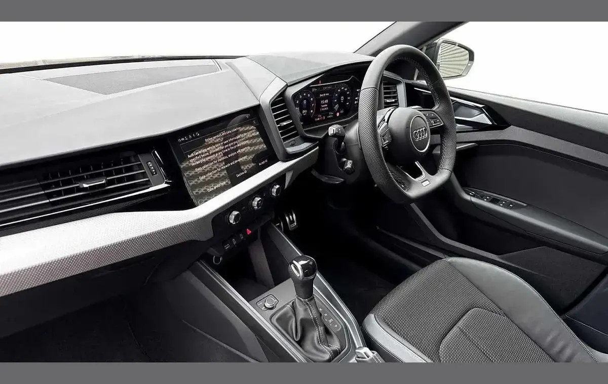 Used Audi A1 Black Edition 113 HP (83 kW) 2025 Blue SUV