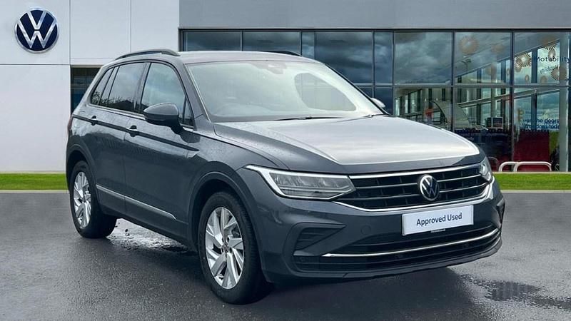 Grey Used 2022 VW Tiguan Life SUV | £17,340 (Fair price) - Image 1/4