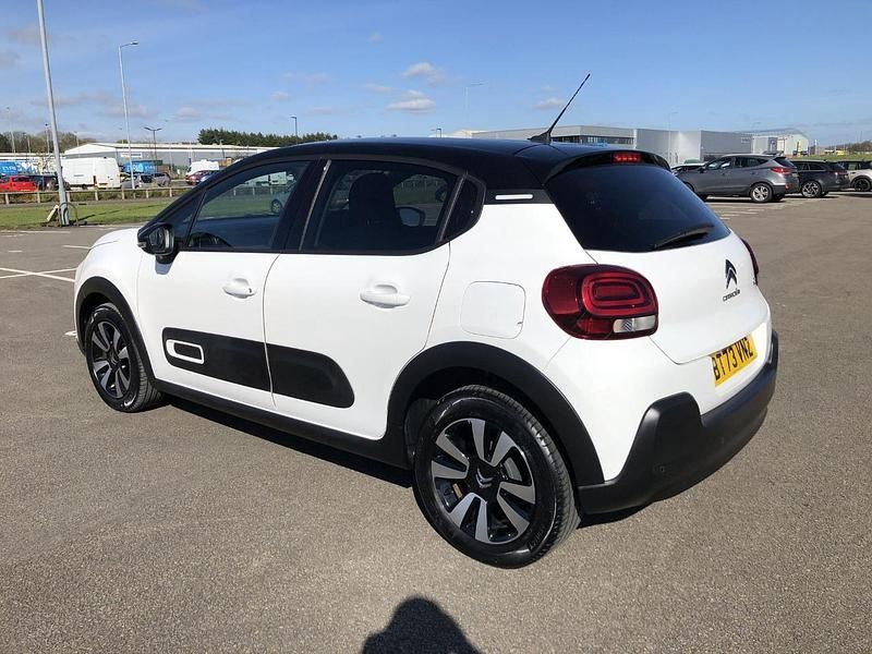 Used Citroën C3 PureTech 82 HP (60 kW) 2023 White Hatchback