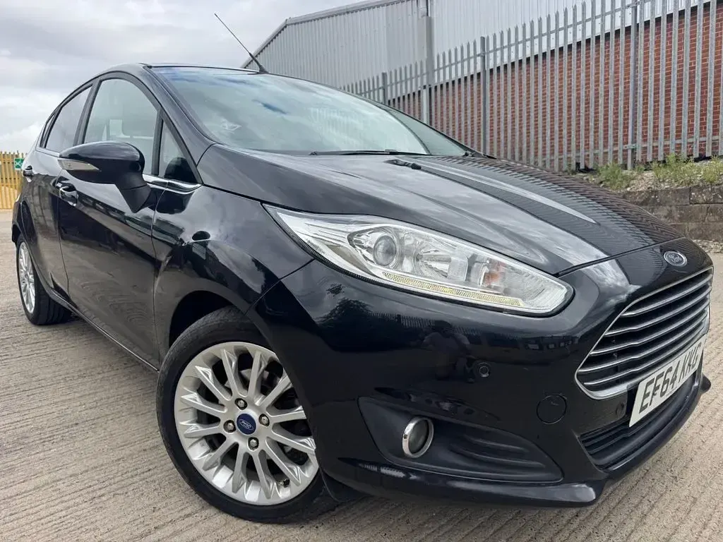 Used Ford Fiesta Titanium X 95 HP (69 kW) 2014 Black Hatchback