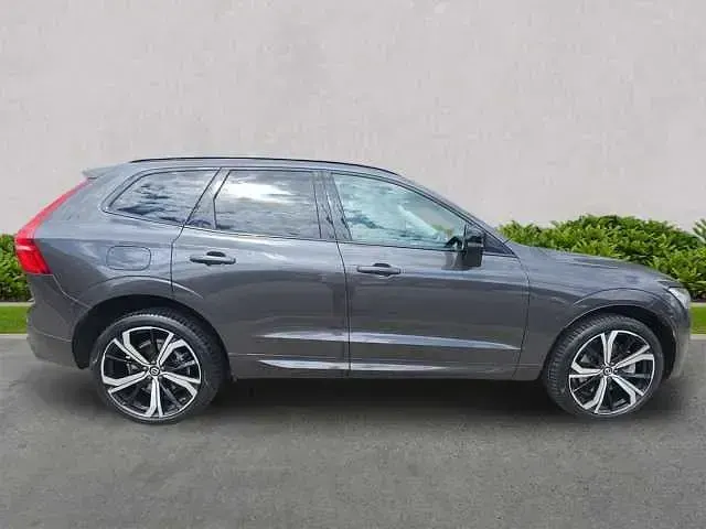Used Volvo XC60 Ultimate 250 HP (183 kW) 2023 SUV