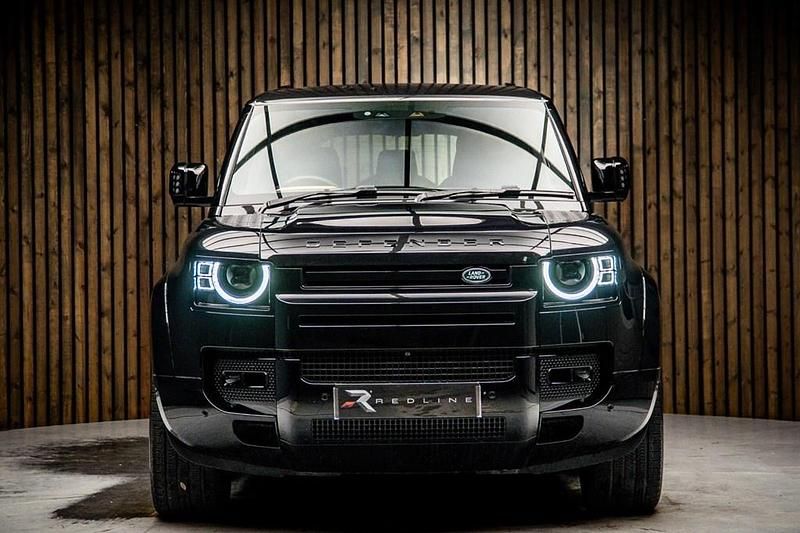 Used Land Rover Defender S 300 HP (220 kW) 2023 Grey SUV