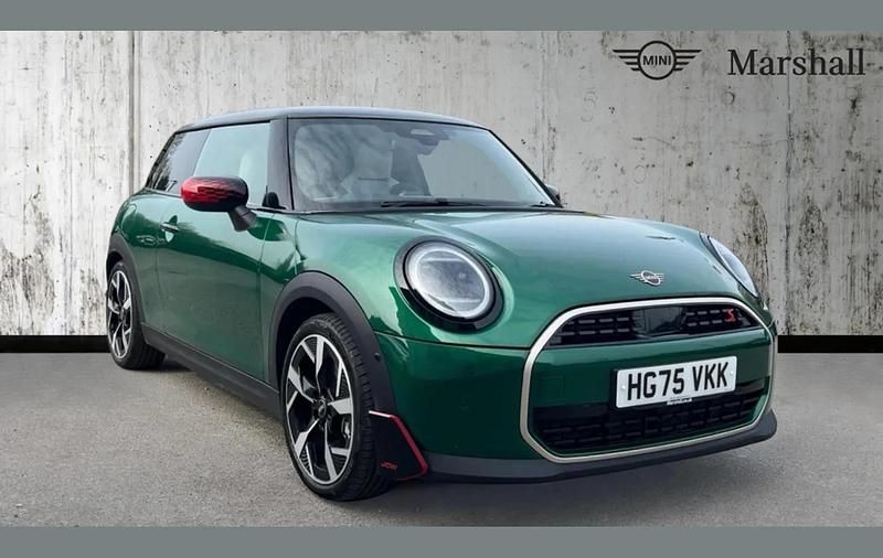 Used Mini Cooper Exclusive 150 kW (204 HP) 2026 British racing green iv Hatchback
