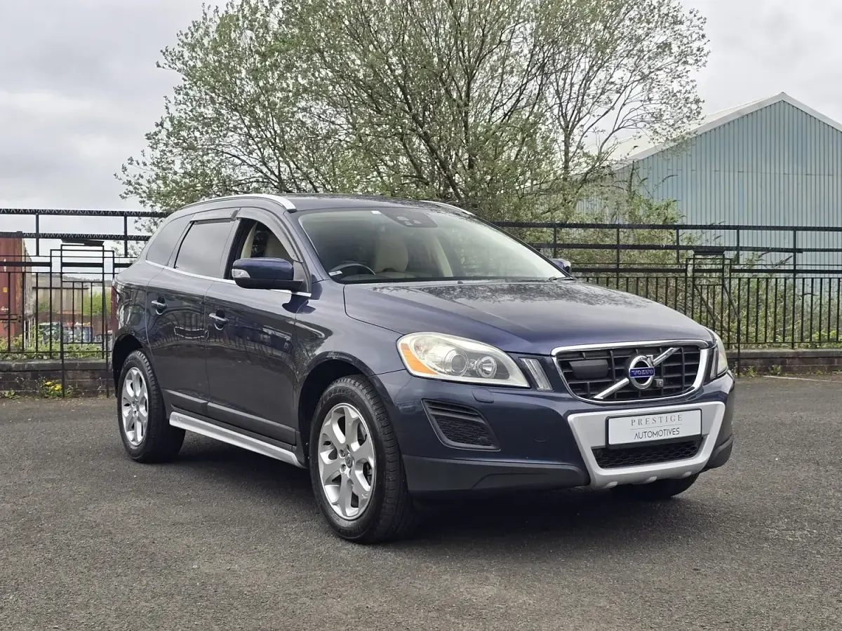 Used Volvo XC60 SE 2012 Blue SUV