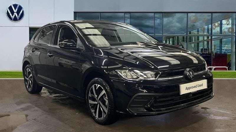 Black New 2025 VW Polo Match Hatchback | £21,185 (Good price) - Image 1/4
