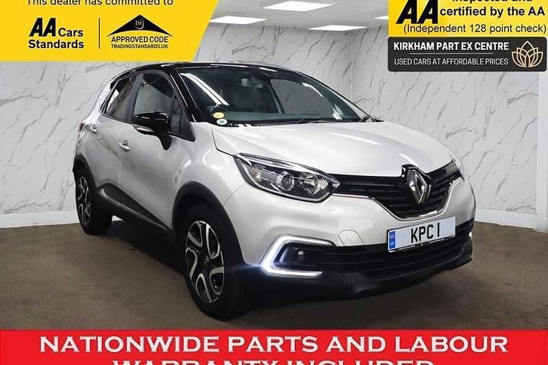 Silver/black Used 2019 Renault Captur Iconic SUV | £9,895 (Fair price) - Image 1/1