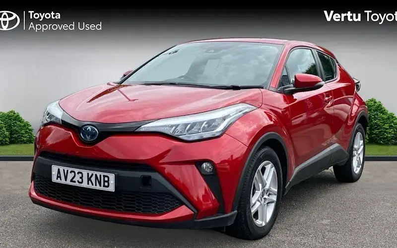 Used Toyota C-HR 122 HP (89 kW) 2023 Red SUV