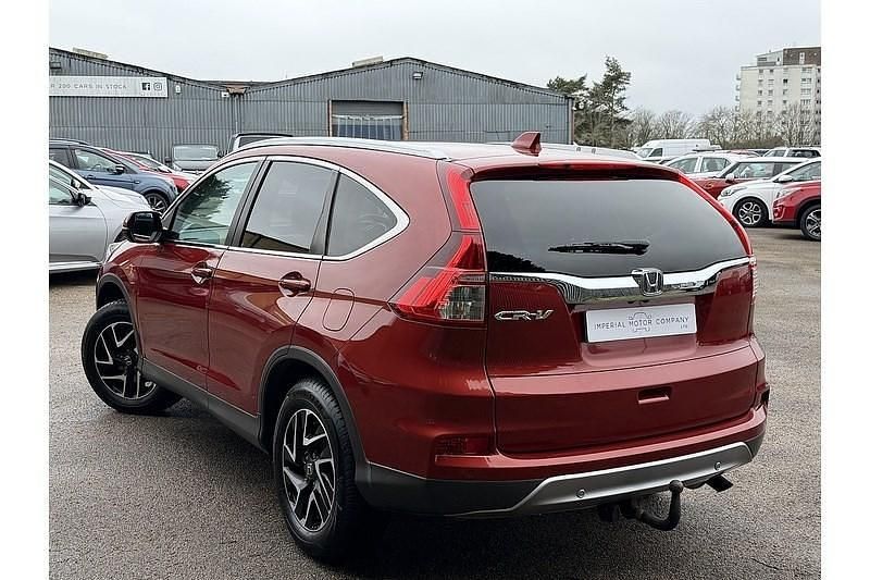 Used Honda CR-V SE Plus 160 HP (117 kW) 2016 Red SUV