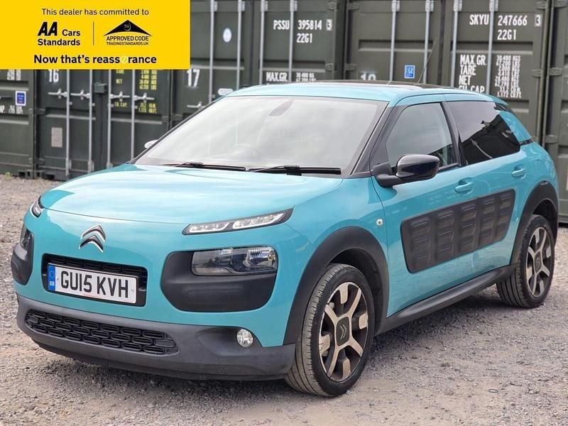 Used Citroën C4 Cactus Flair 110 HP (80 kW) 2015 Blue Hatchback