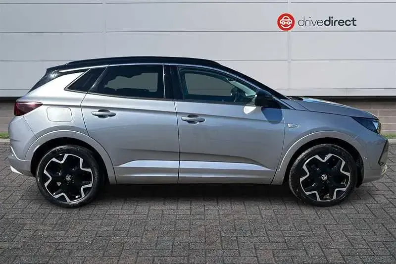 Used Vauxhall Grandland X Elite 130 HP (95 kW) 2023 Grey SUV