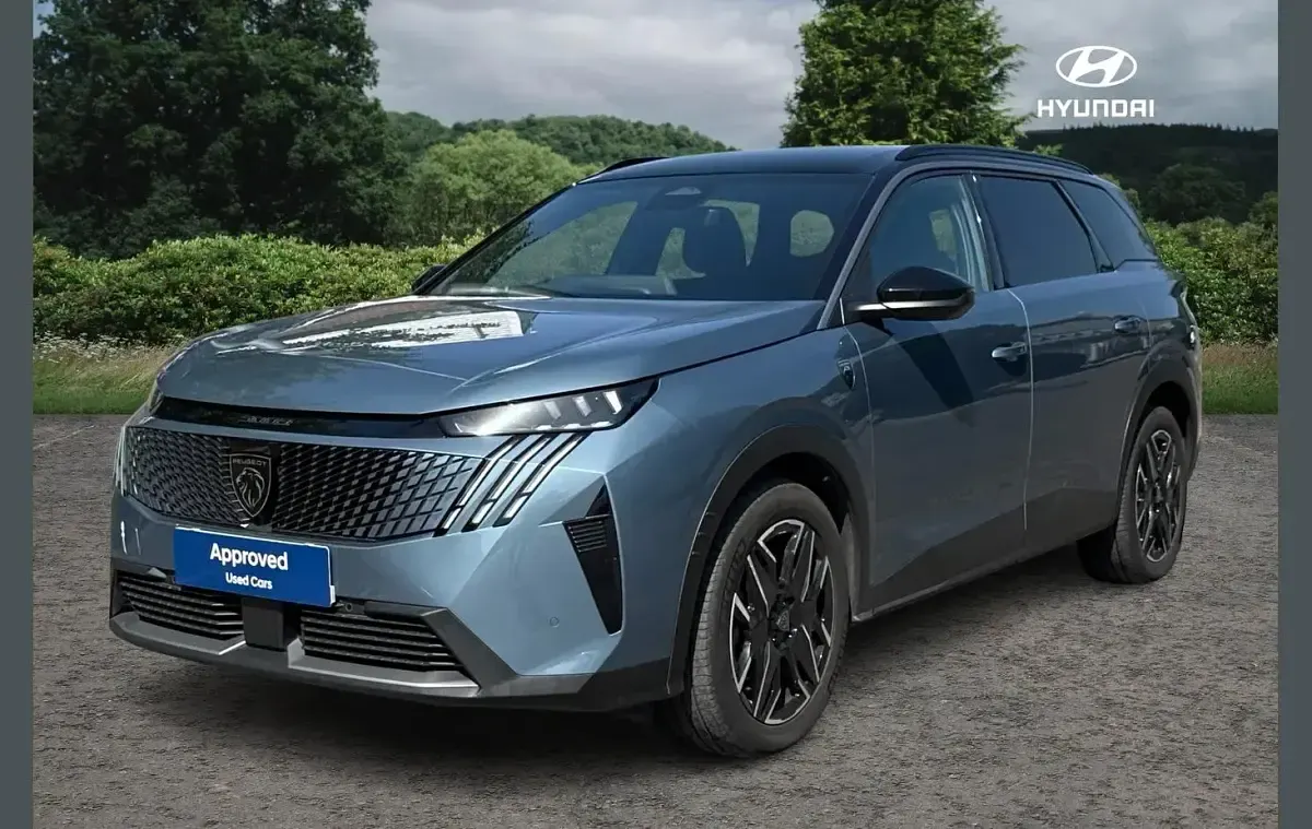 Used Peugeot 5008 GTi 134 HP (98 kW) 2024 Blue SUV