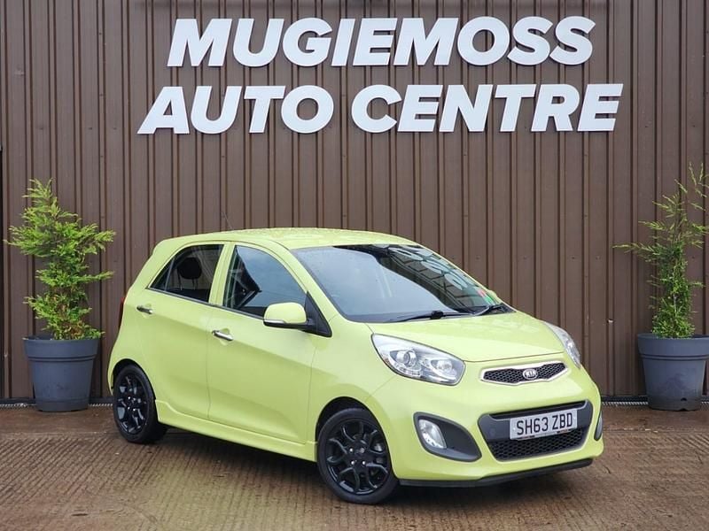 Used Kia Picanto 84 HP (61 kW) 2013 Green Hatchback