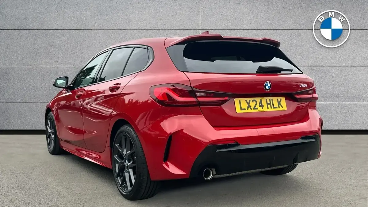 Used BMW 118 M Sport 134 HP (98 kW) 2024 Red Hatchback