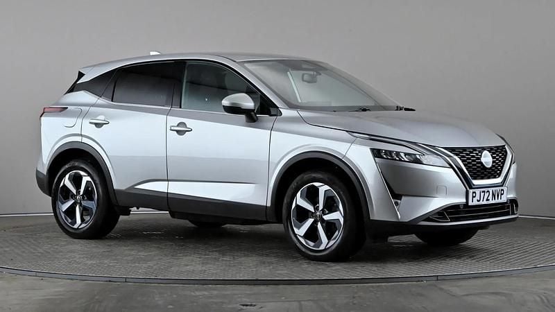 Used Nissan Qashqai N-Connecta 140 HP (102 kW) 2023 Silver SUV