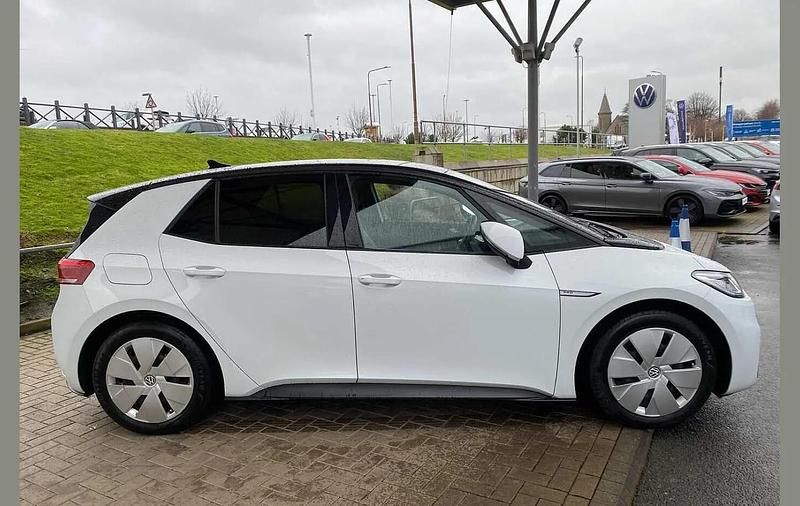 Used VW ID.3 Pro Performance 150 kW (204 HP) 2020 White Hatchback