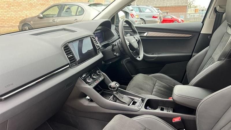 Used Skoda Karoq SE L 150 HP (110 kW) 2025 Graphite grey metallic SUV