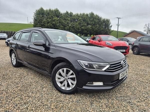 Used VW Passat S 120 HP (88 kW) 2015 Black Estate