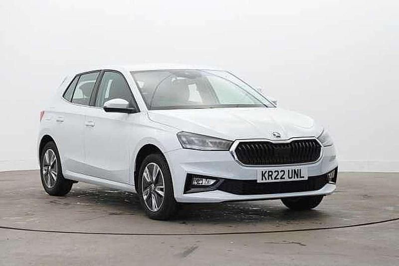 Moon white metallic Used 2022 Skoda Fabia SE L Hatchback | £14,000 (A bit pricey) - Image 1/4