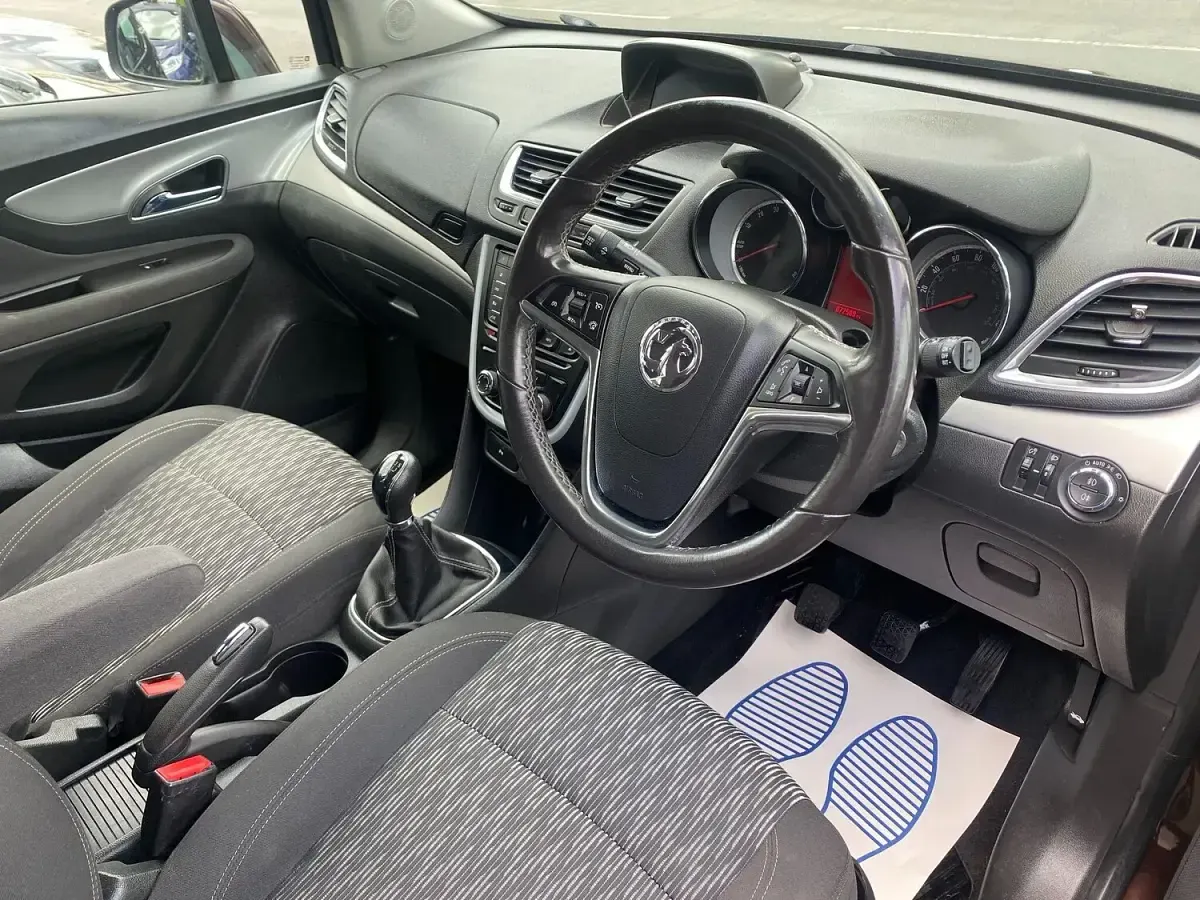 Begagnad Vauxhall Mokka S 115 HK (84 kW) 2015 Brun SUV