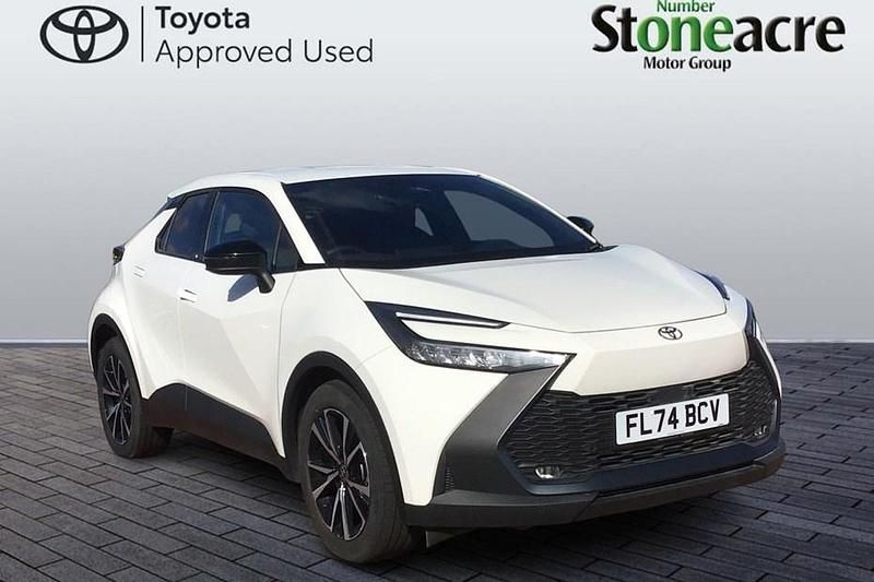 White Used 2024 Toyota C-HR Design SUV | £27,500 (Fair price) - Image 1/1