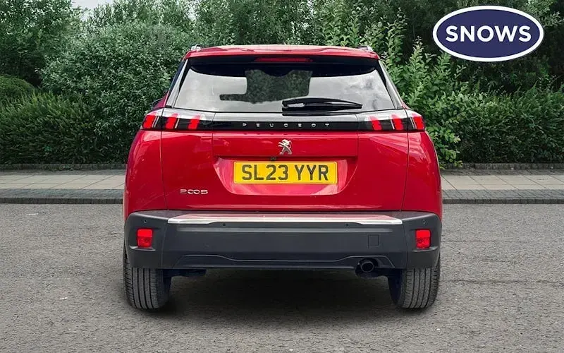 Used Peugeot 2008 Allure+ 101 HP (74 kW) 2023 Red SUV