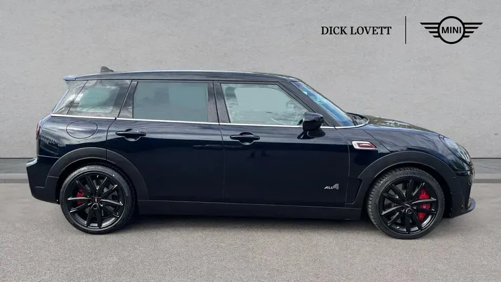 Used Mini John Cooper Works Clubman 306 HP (225 kW) 2022 Black Estate
